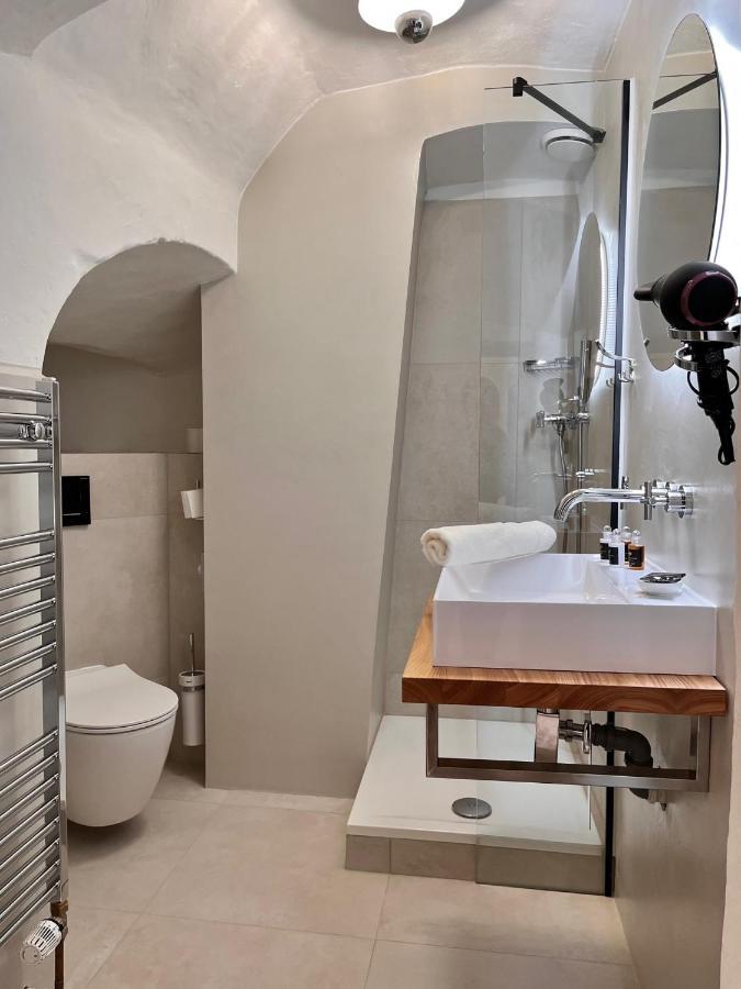 Hotel Kocour เชบีช ภายนอก รูปภาพ
