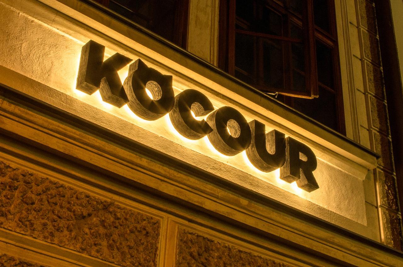 Hotel Kocour เชบีช ภายนอก รูปภาพ